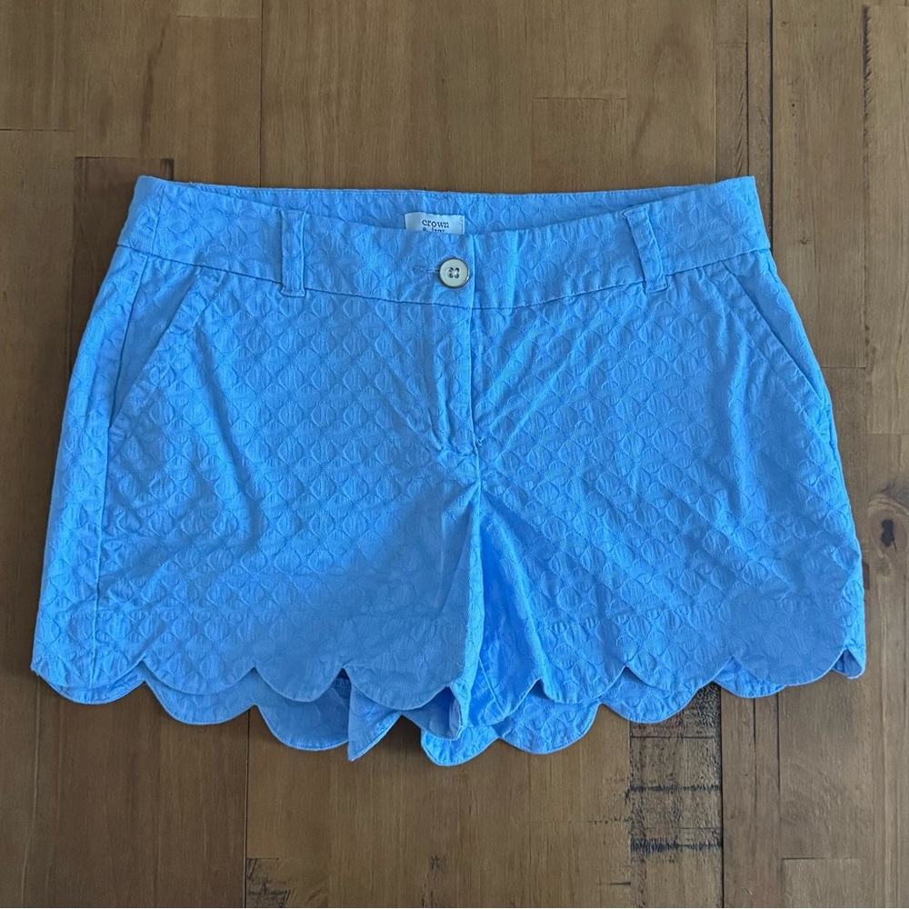 Crown & Ivy Women’s shorts “shelby” size 6